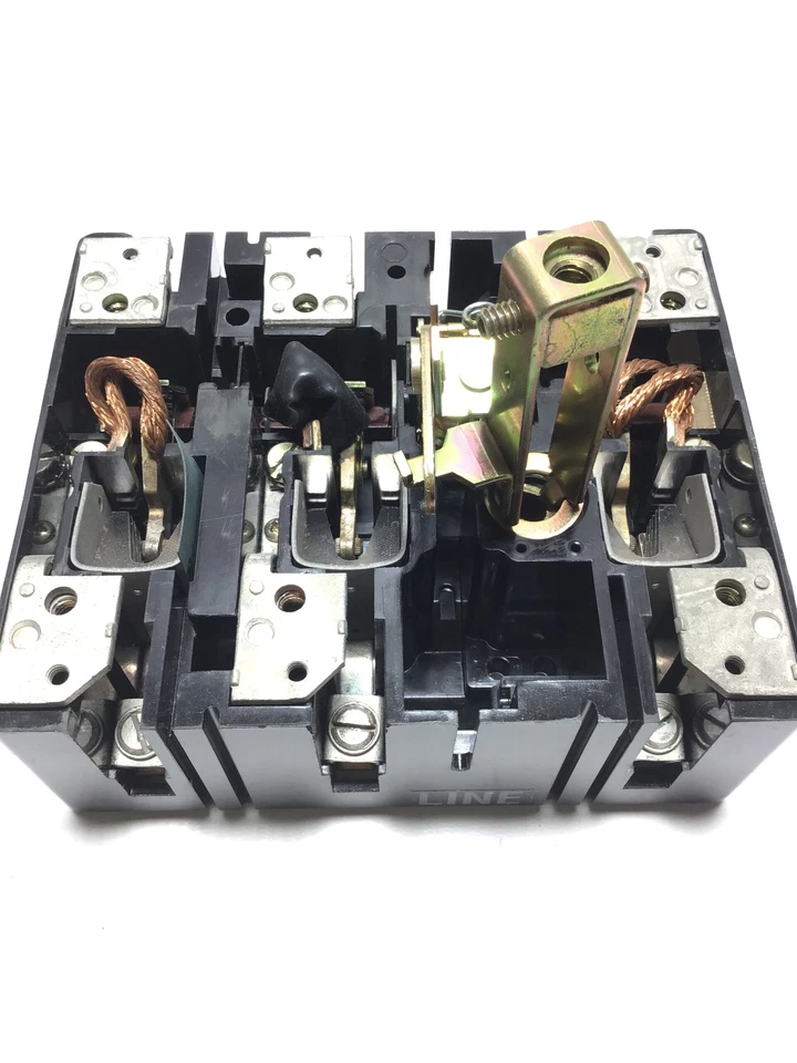 Eaton Cutler-Hammer A 60A VISI-Flex Switch 600VAC 250VDC 3Pole Panel Depth 5-... — 第 4/4 张图片