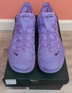 lebron low atomic violet