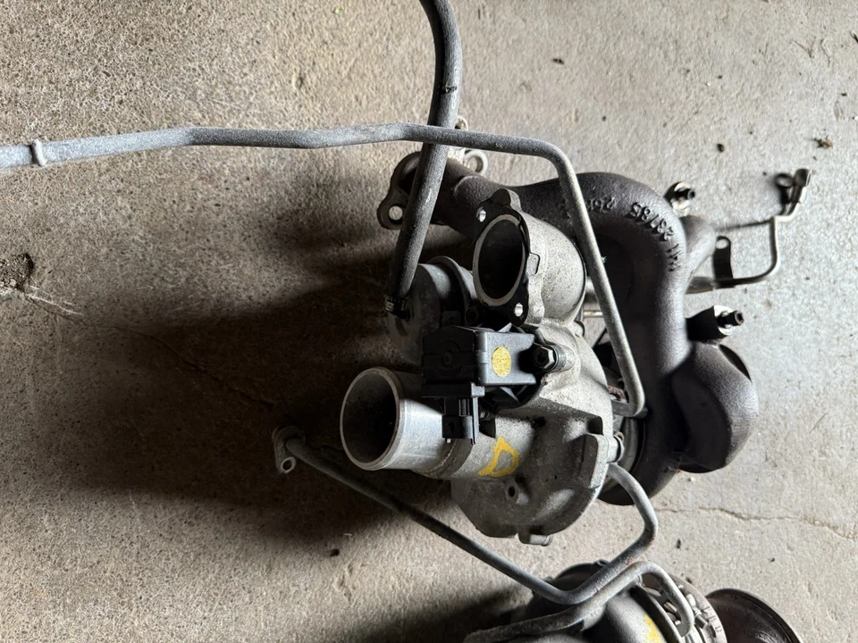 Maserati Ghibli SQ4 2014 ambos turbos lado conductor y pasajero 55 k millas Foto 3 de 4