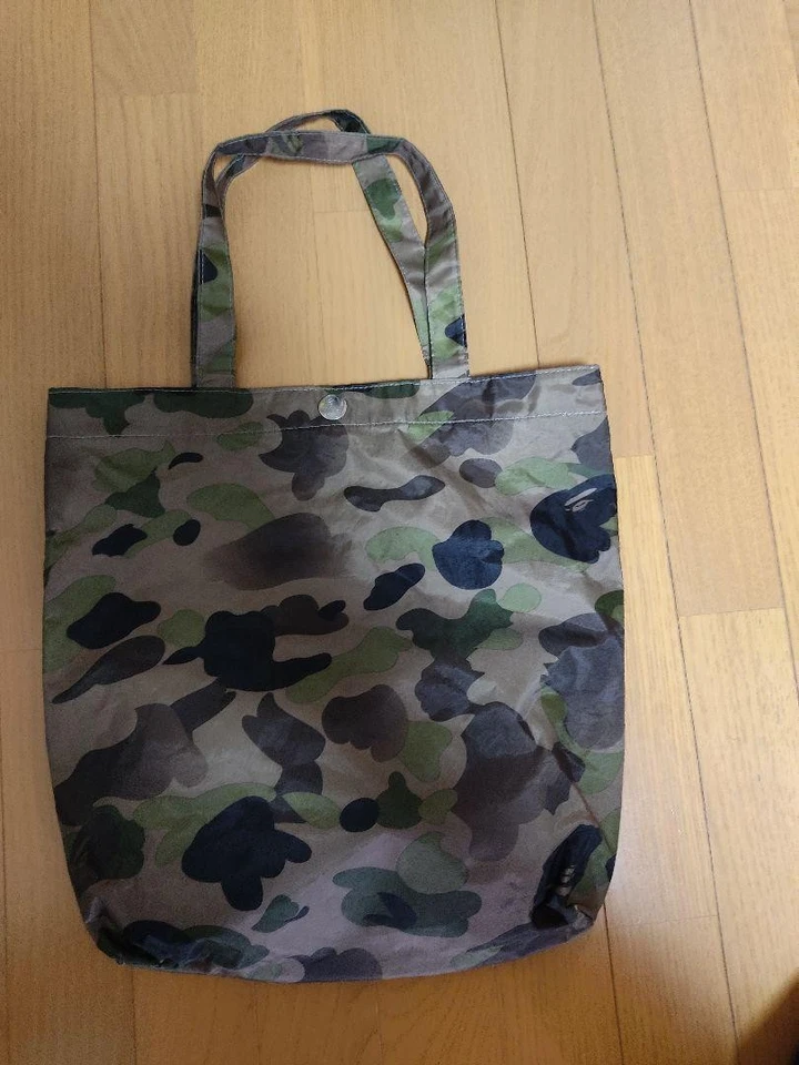 A BAYTHING APE Camouflage Bag Foto 2 de 2