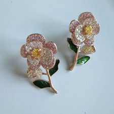Zircon Inlaid Silver Needle Flower Sculptura Shiny Party Wedding Luxury Earrings