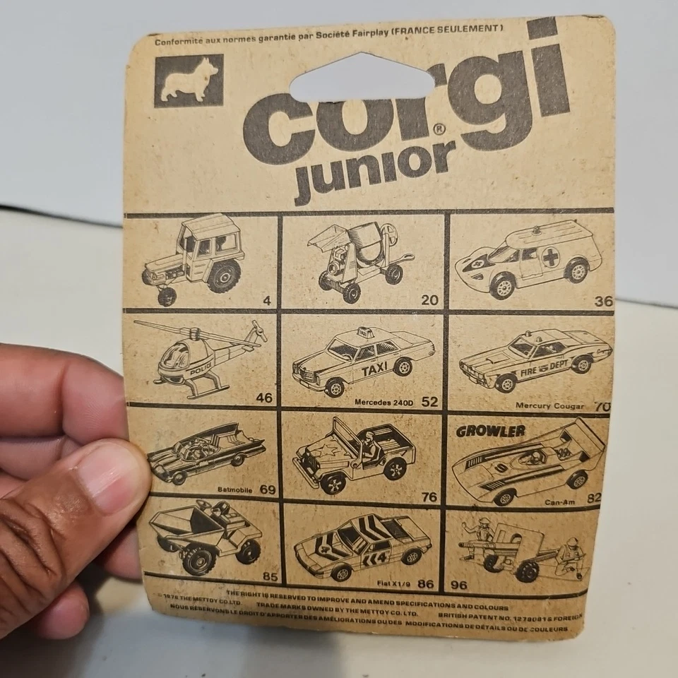 Vintage Corgi Juniors #97 Shell Petrol Tanker Truck On Sealed Card 1/64 - Image 4 of 4