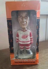 GORDIE HOWE Signed Mr Hockey DETROIT RED WINGS BOBBLEHEAD INSCRIPTION  NHL