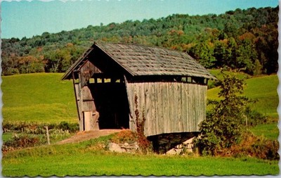 Dexter Press Postcard Covered  Bridge Vermont Smallest Near St Johnsbury B41