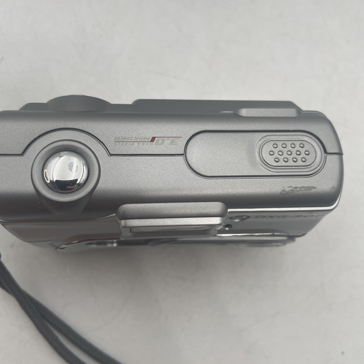 DXG-308 Ultra Compact Digital Camera 3.0MP Silver Point Shoot +