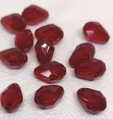 6pcs rote Swarovski Crystal 5500 Drop Bead Siam 9x6mm Teardrop Bead - Bild 1 von 2