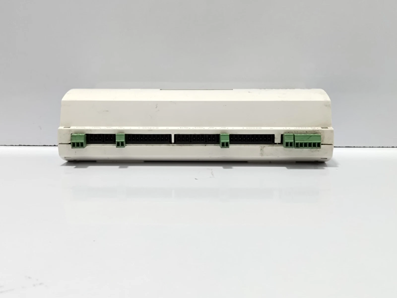 Access Professional Controller (APC)