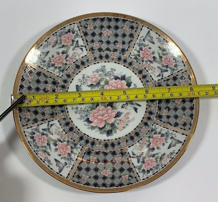 Vintage 22k Gold Gilded Imari Ware Japanese Porcelain Plate with Birds