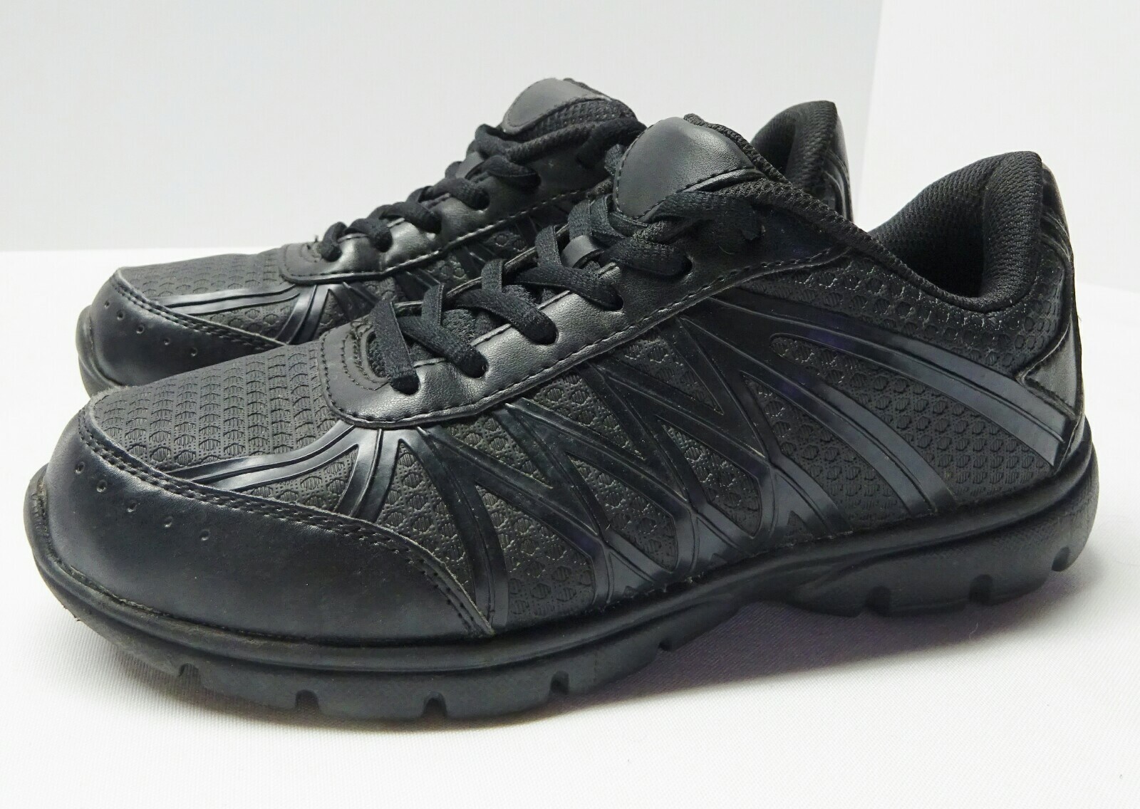 Safe T Step slip resistant shoes women 
