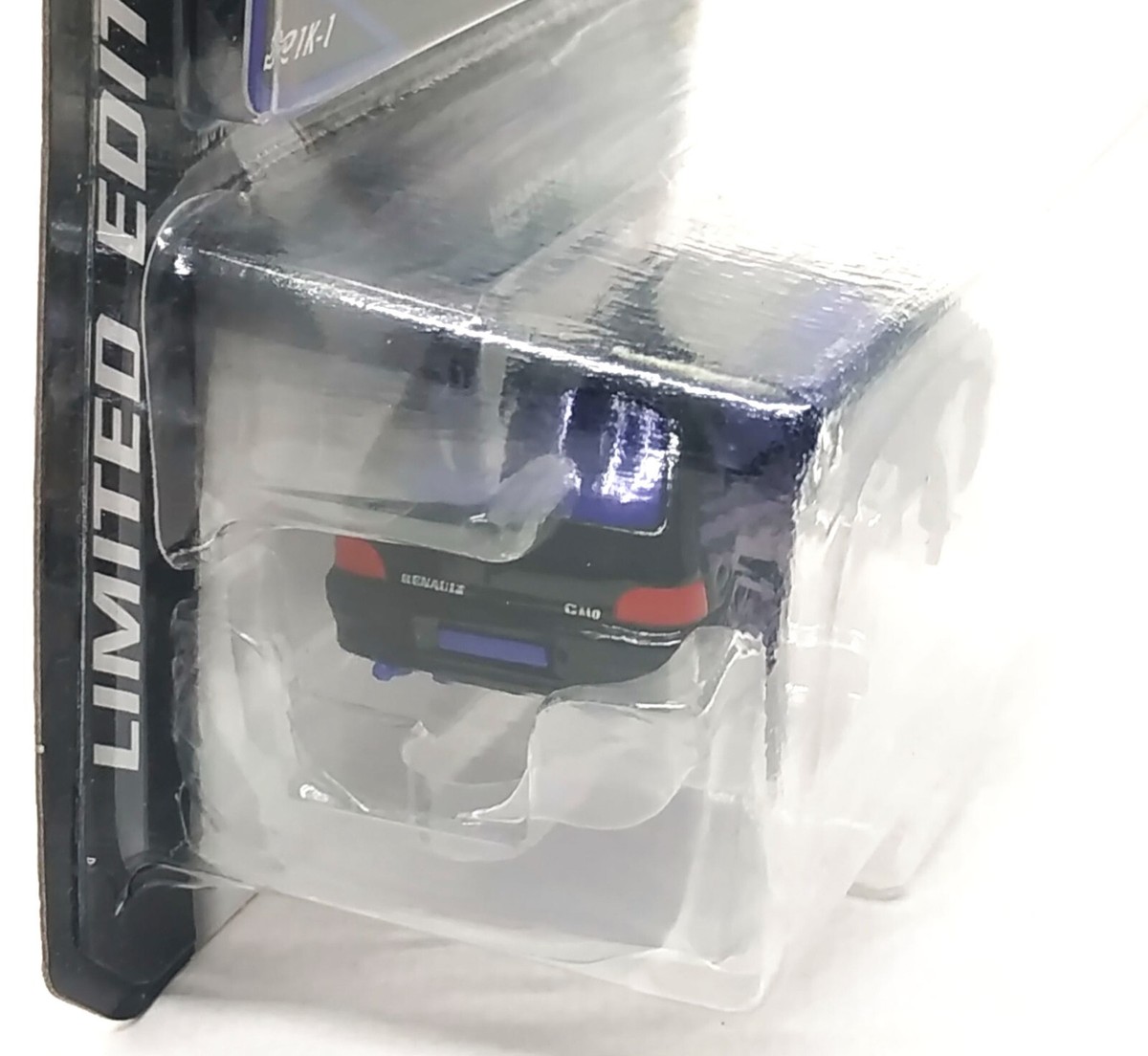 Majorette Renault Clio 16S Series 10 Black / Purple Interior 1:53