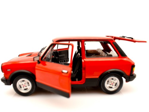 Modellino auto scala 1:24 Autobianchi A112 Abarth modellismo statico collezione