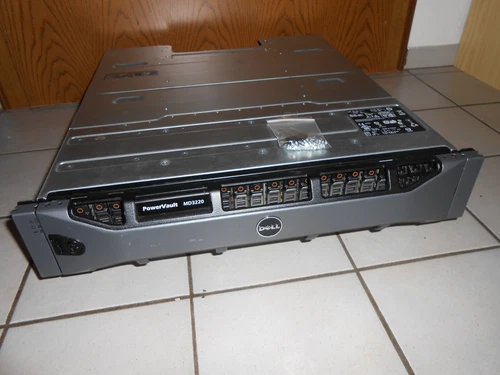 Dell PowerVault MD3220 2U 2x E02M001 SAS 6G 2x 600W PSU 24x Bay 2.5