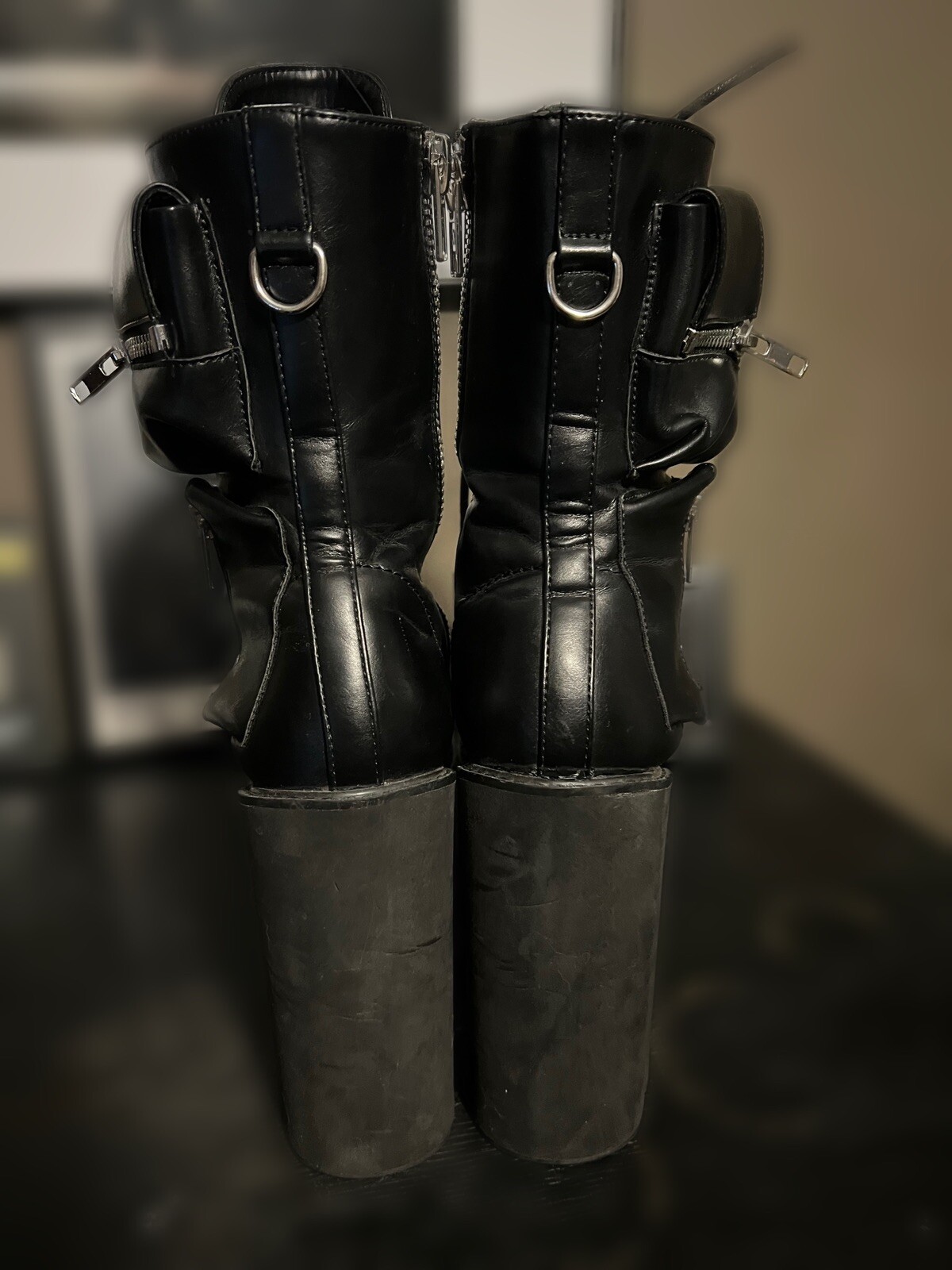 Dollskill  Current Mood Obsidian Size 8 - image 1