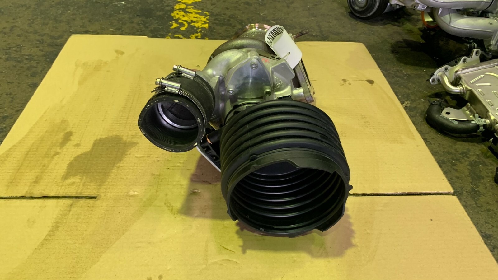 MERCEDES BENZ W156 GLA45AMG M133 980 2016 ENGINE TURBOCHARGER  