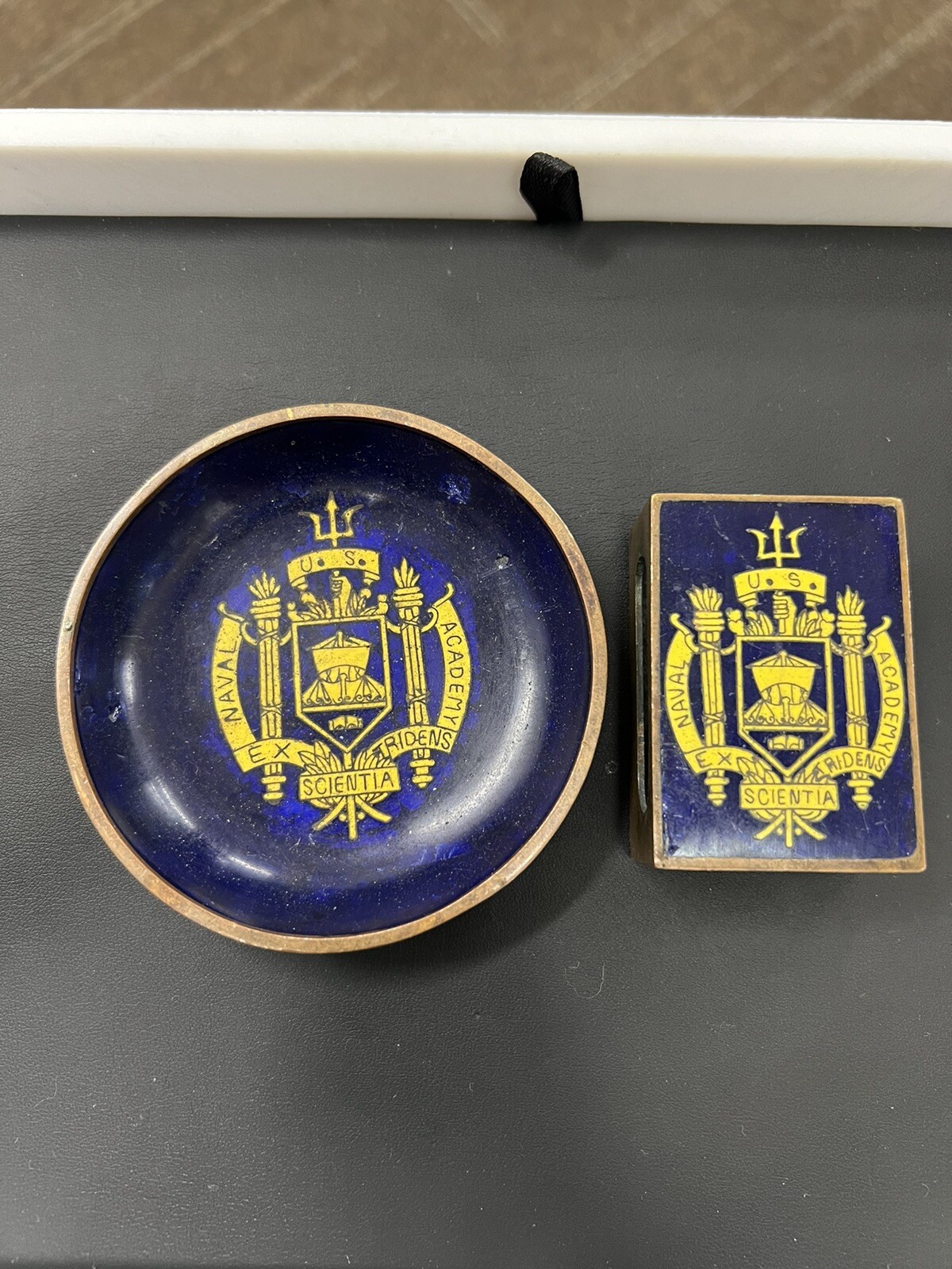 Picture 1 of 10