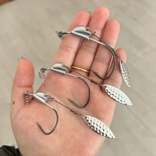 6pcs Offset Worm Hook Lead Head Extra Wide Weedless Hook Spinner Bait 1/0#-5/0#