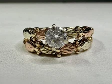 Lady's Diamond Wedding Set .30 CT. 10K Tri-color Gold 2.59g Size:4.5 (CP7032229)