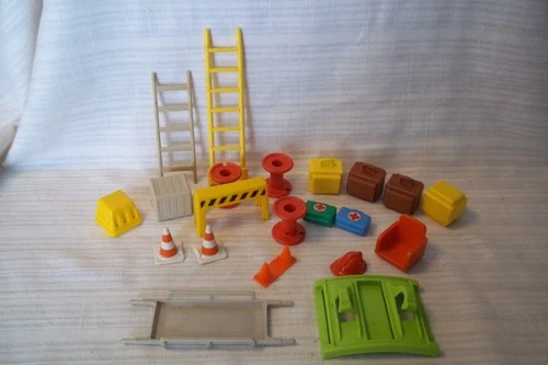 Vintage Fisher Price Little People ???  Accessories Lot