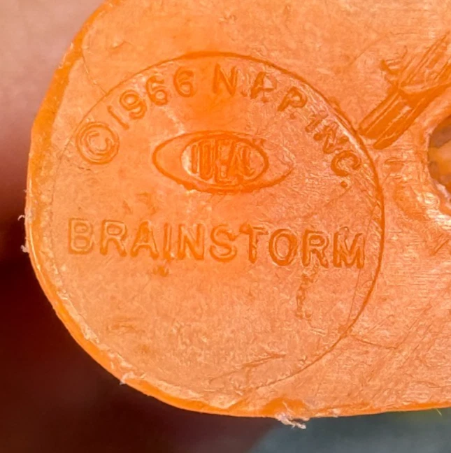 RARE 1966 IDEAL OFFICIAL JUSTICE LEAGUE OF AMERICA PLAYSET BRAINSTORM ORANGE - Image 4 of 4