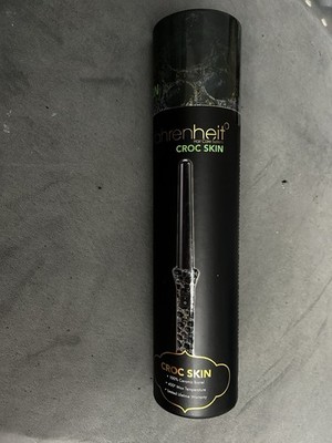 NIB Fahrenheit Ceramic Barrel Croc Skin Animal Alligator Curling Iron 1  Salon ￼