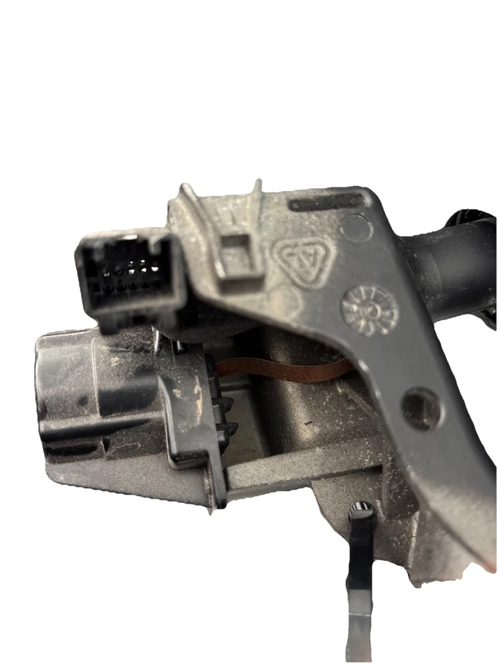 2018-2021 Dodge Durango Jeep Grand Cherokee Rear-View OEM 048417 - Image 4 of 4