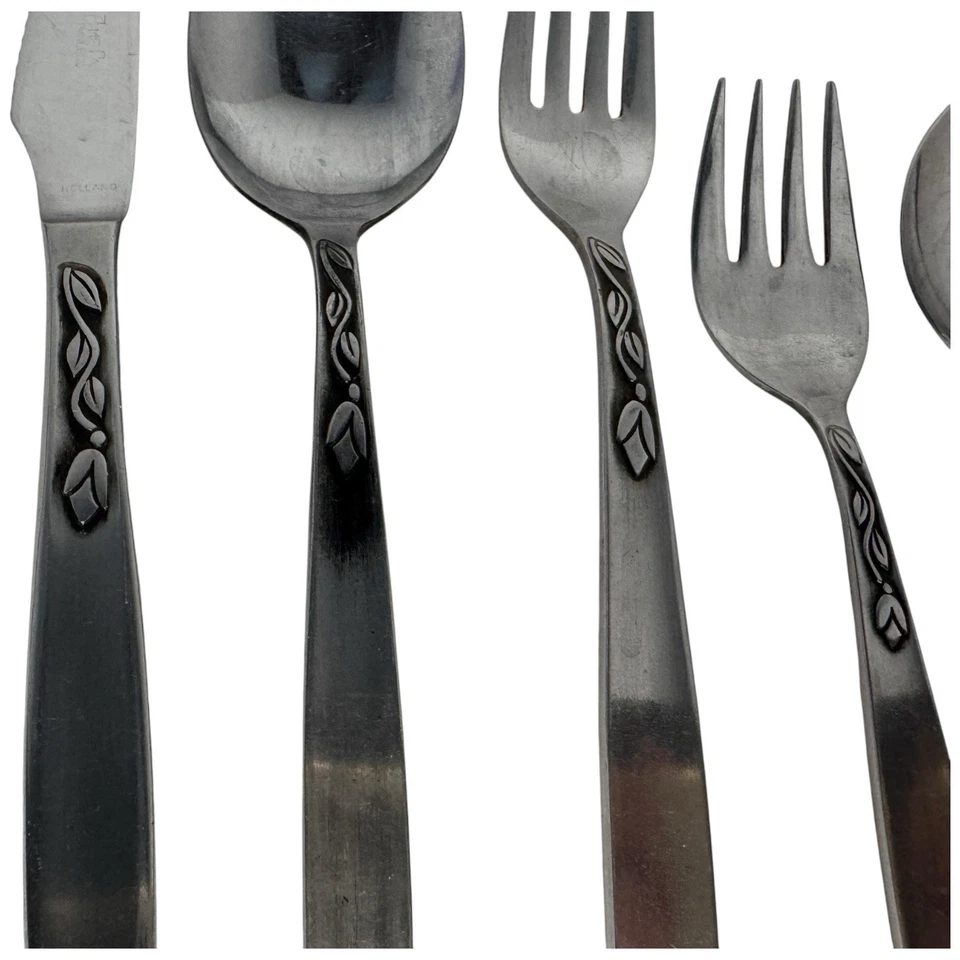 VINTAGE TULIP TIME HOLLAND AMEFA 1 - 5 PC PLACE SETTING Preowned - Image 4 of 4