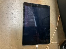 Apple iPad Air A1474 64 GB, Wi-Fi, 9.7 in - Space Gray