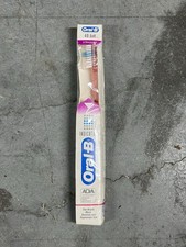 Vintage 1994 Oral B 40 Soft Straight Toothbrush BRAND NEW SEALED