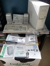 Gateway 1999 Windows 98 Pentium 3 gaming PC computer system, many games  GW box