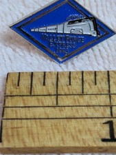 RARE Valley Forge Express 1995 RAILROAD lapel pin vintage TIE TACK