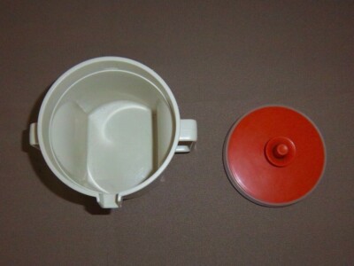 Vintage Tupperware Cream Container ~ #1415 ~ Almond with Orange