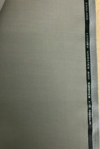 Graue Handarbeitsstoffe aus Mohairstoff