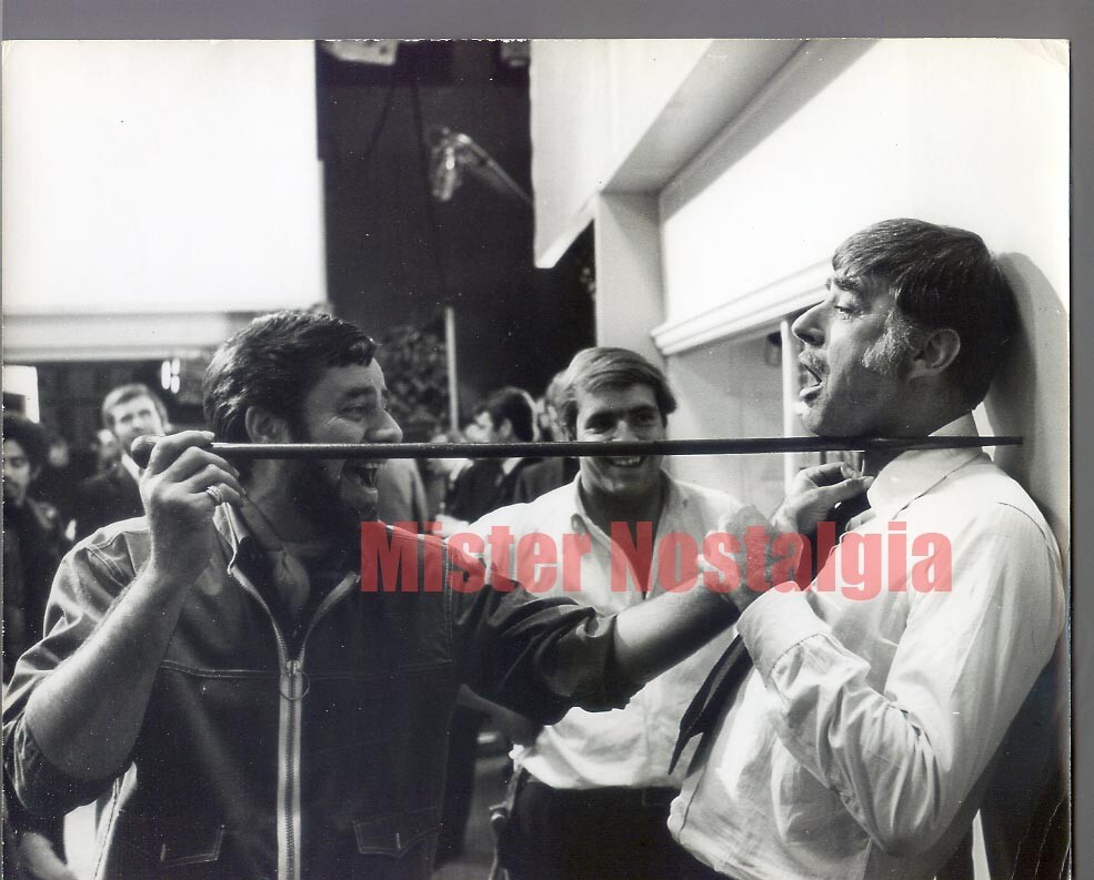 Vintage Photo 1971 Jerry Lewis pins Peter Lawford to a wall in One More Time