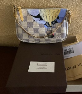 louis vuitton wallet wristlet