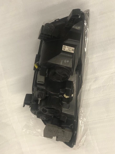 Faro derecho Buick Encore 42771352 2017-2022 OEM reacondicionado Foto 4 de 4