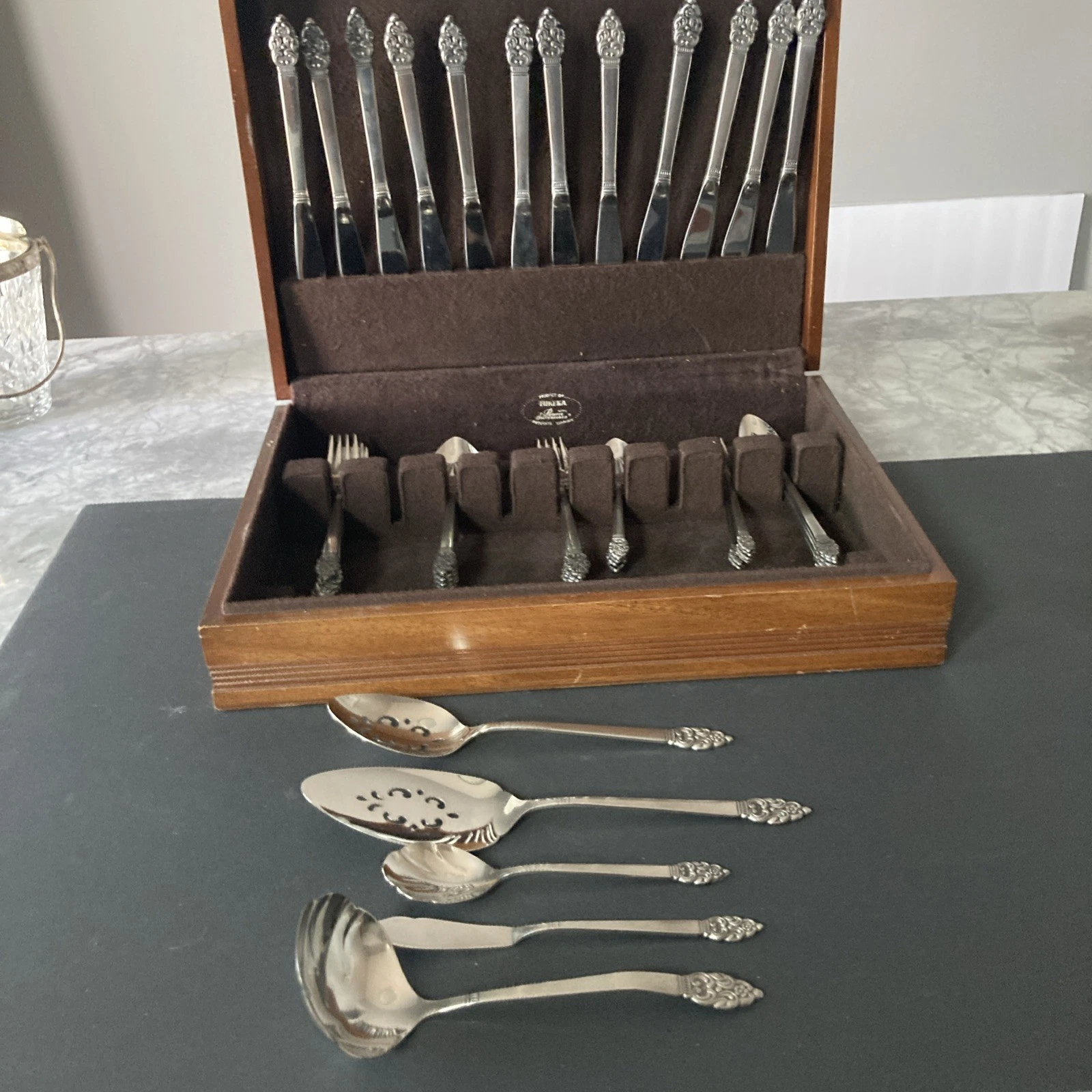 Oneida Community Stainless VINLAND Partial Set, 51 Pieces Including Serving