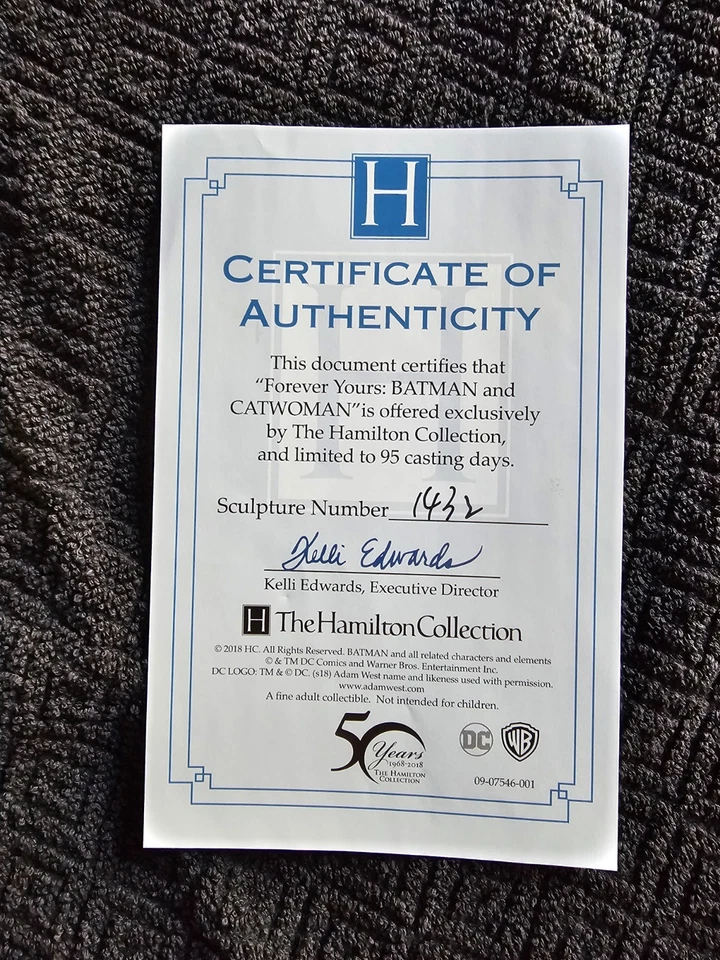 FOREVER YOURS BATMAN AND CATWOMAN 9" SCULP.  FIGURE BRADFORD/HAMILTON - Image 2 of 4