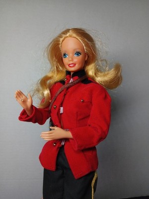 1987 Canadian Dolls of the World Collection Barbie Mattel #4928