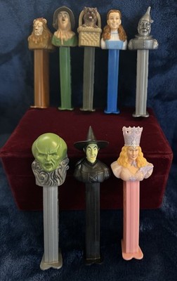 VTG PEZ WIZARD OF OZ Lot Of 8 Dorothy, Tin, Lion, Scarecrow, Witches, one Other