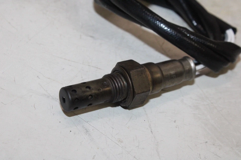 Honda CBR1100XX 2002 OEM OXÍGENO O2 escape gas sensor lambda Foto 3 de 4