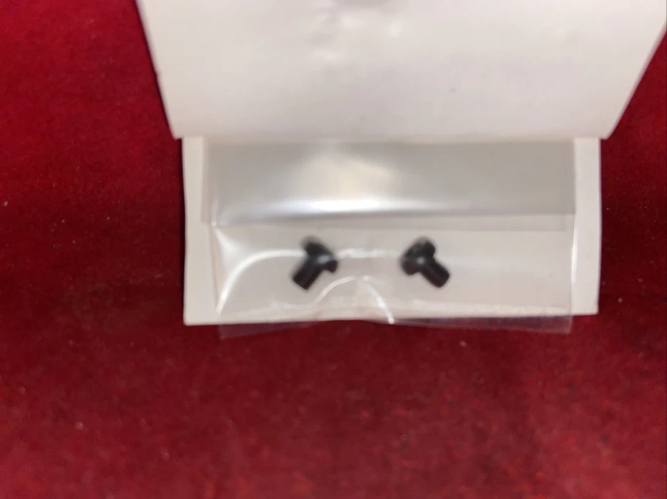 OS ENYA 09-19 CARB ATTACHING SCREW SET NIP