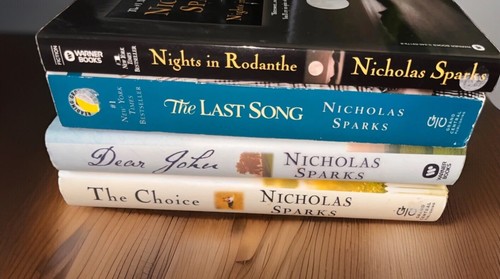 Lot of 4 Nicholas Sparks Books 2-Hardback 2-Paperback PHOTO'S OF ACTUAL BOOKS - Picture 4 of 11
