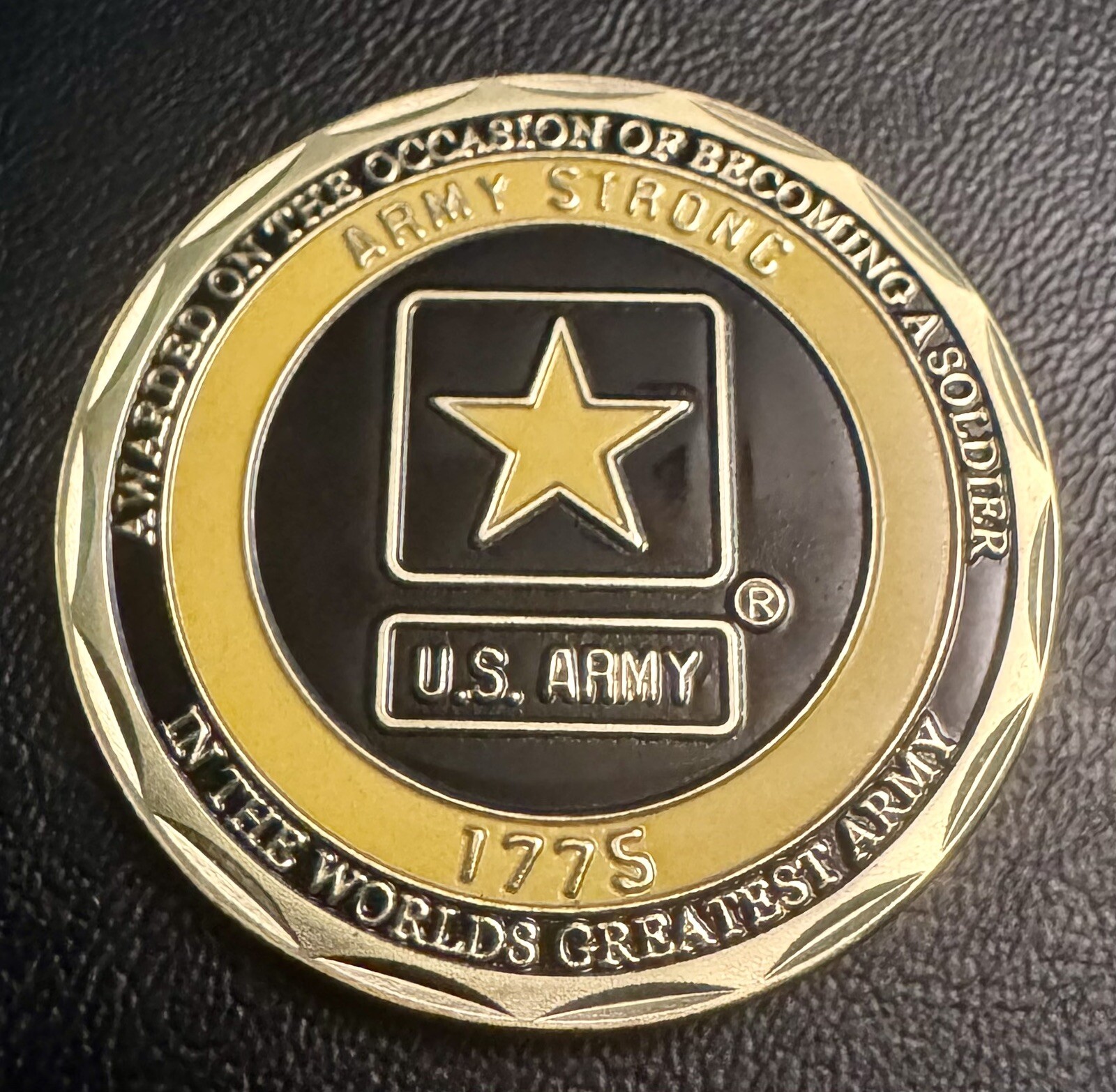 US Army Challenge Coin United States Army Values Coin In Plastic Csse ...