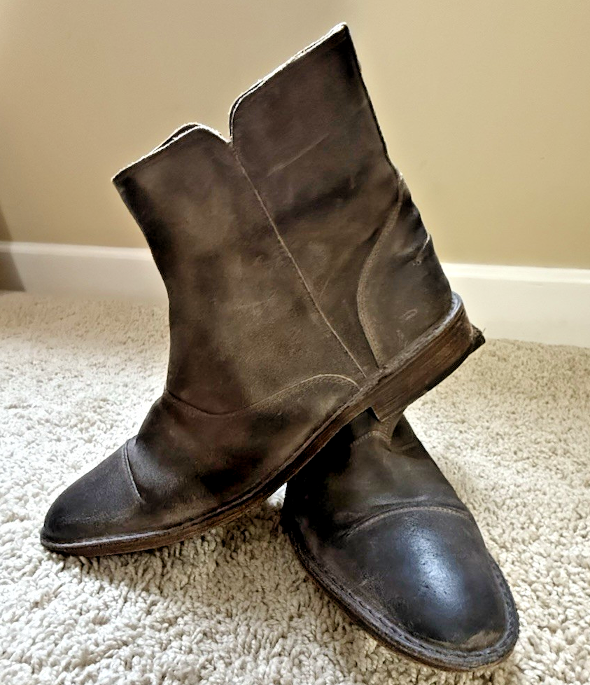 John Varvatos Distressed Brown Gray Sueded Leather Ankle Zip  display picture 3