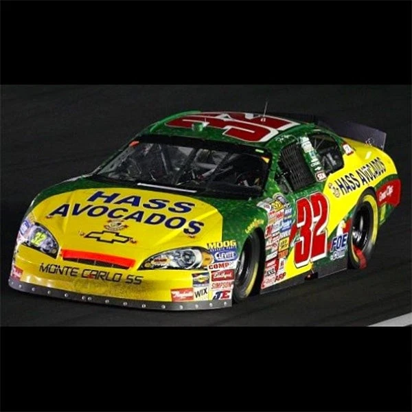 Coche diecast Ryan Blaney Darlington Throwback to 2006 Dave Blaney 1:64 2025 Foto 2 de 3