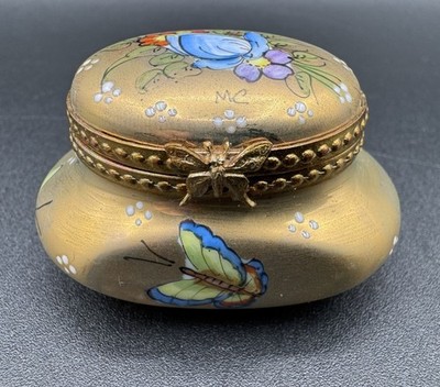 Rochard Limoges Gold Butterfly Floral Gilded Rococo Porcelain Trinket Ring Box