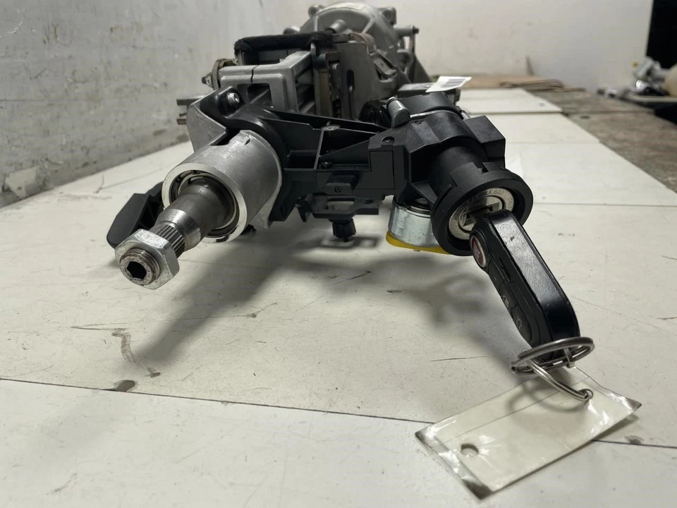 2014 FIAT 500L STEERING COLUMN W/KEY OEM+ - Image 3 of 4