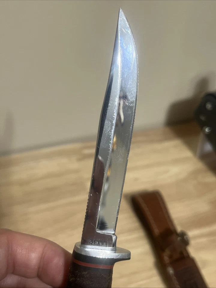 Case XX USA Knife 3 Finn SSP Razor Edge Fixed Blade Leather Handle +Sheath - Image 3 of 4