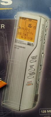 Olympus DM-20 DIGITAL Voice Recorder