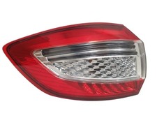 Rückleuchte Rücklicht aussen links passt für FORD  MONDEO IV TURNIER (BA7) 1.6